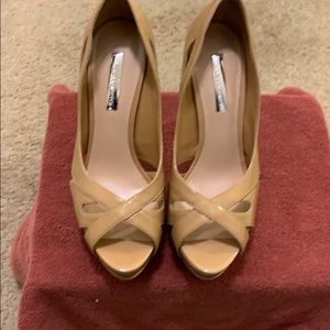 Dress and casual heels